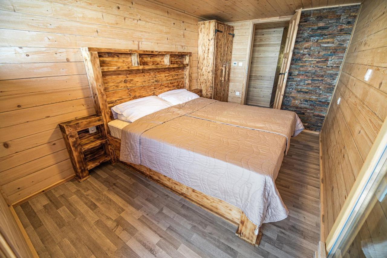 Apartments Zvoh, Krvavec, Ski-In, Ski-Out แซเคลียนาโกเรนสเคม ภายนอก รูปภาพ