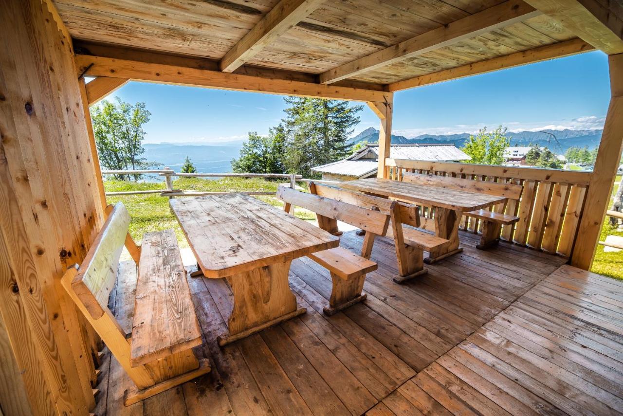 Apartments Zvoh, Krvavec, Ski-In, Ski-Out แซเคลียนาโกเรนสเคม ภายนอก รูปภาพ