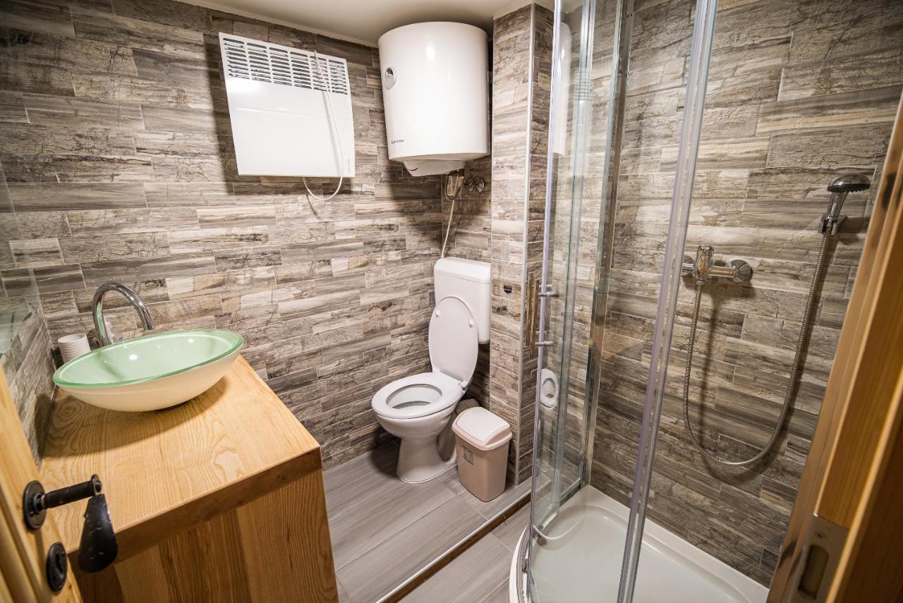 Apartments Zvoh, Krvavec, Ski-In, Ski-Out แซเคลียนาโกเรนสเคม ภายนอก รูปภาพ