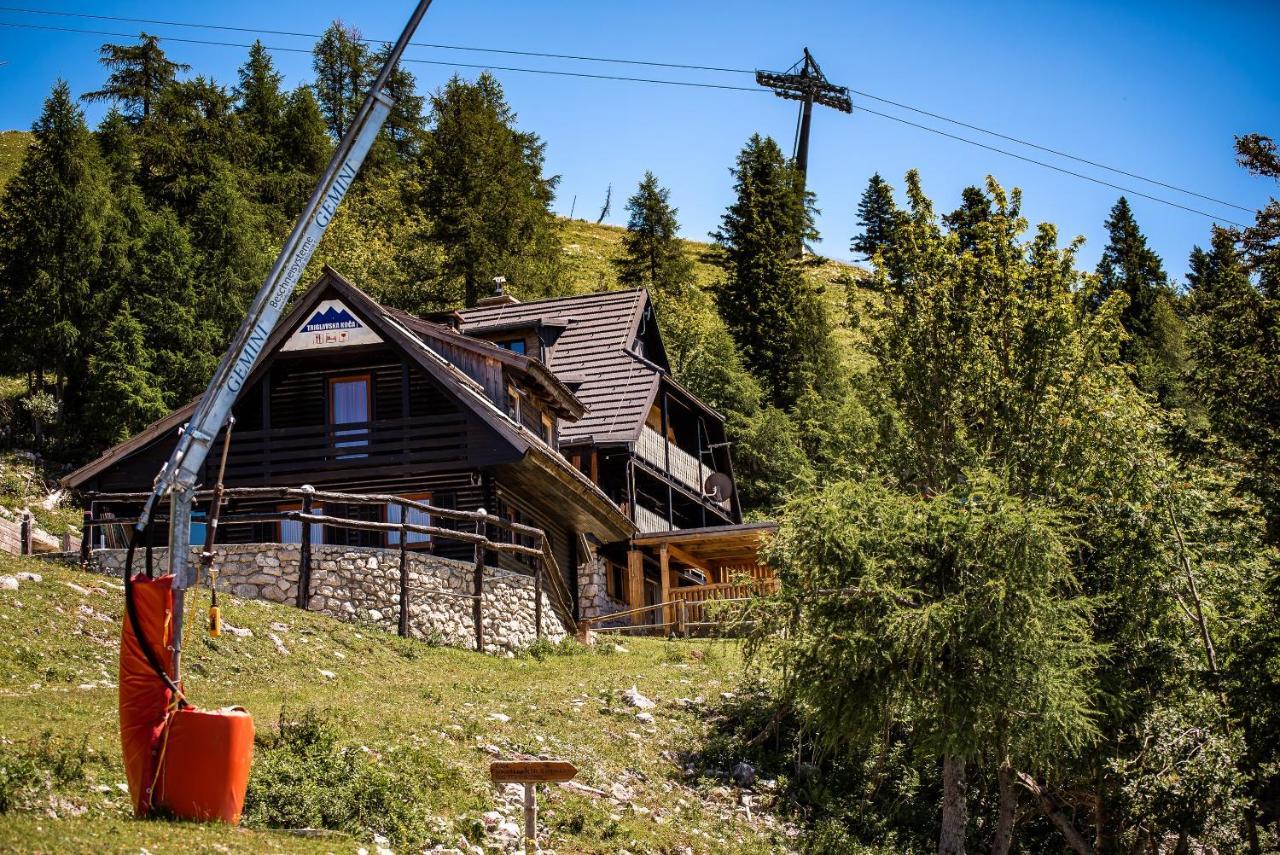 Apartments Zvoh, Krvavec, Ski-In, Ski-Out แซเคลียนาโกเรนสเคม ภายนอก รูปภาพ