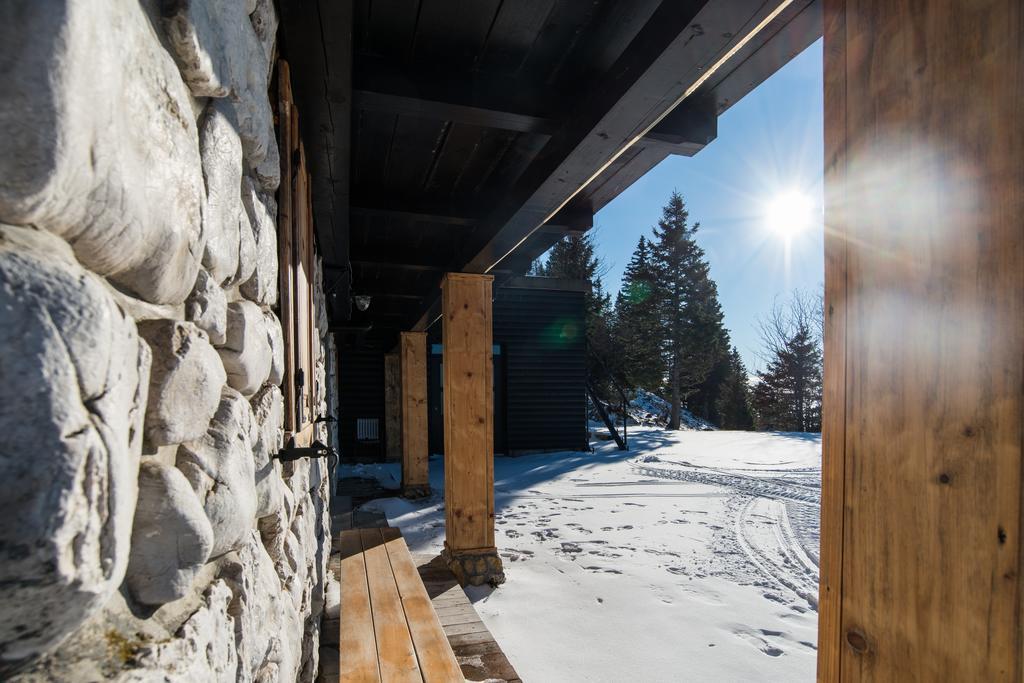 Apartments Zvoh, Krvavec, Ski-In, Ski-Out แซเคลียนาโกเรนสเคม ภายนอก รูปภาพ